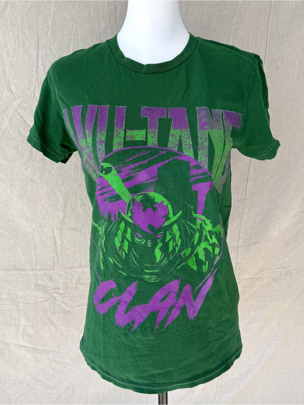 Fashion Nova Wu Tang Clan XS Green Purple Short Sleeve Graphic T Shirt
